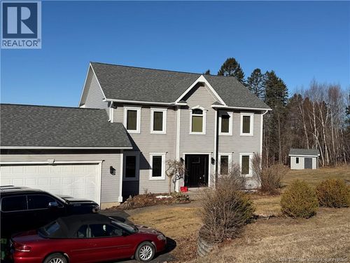 39 Parkhurst Dr, Grafton, NB, E7N1P2 | Card Image