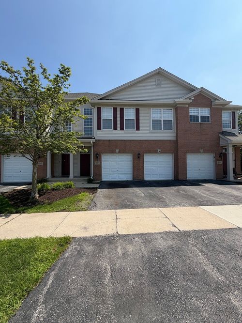 10201 Camden Ln, Bridgeview, IL, 60455-5500 | Card Image