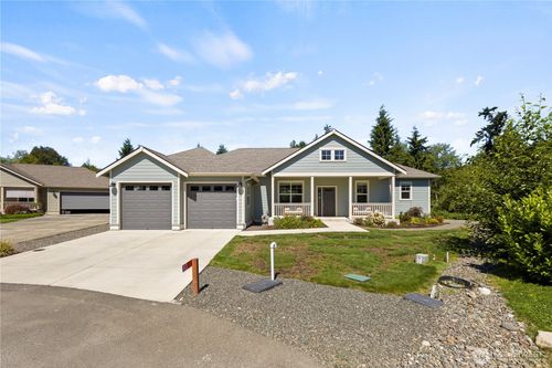 83 Pelton Ct, Port Ludlow, WA, 98365-8006 | Card Image