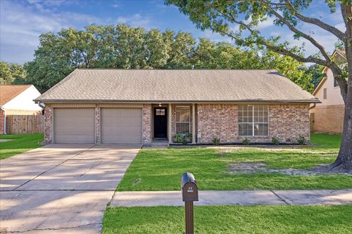 15643 Meadow Village Dr, Houston, TX, 77095-2007 | Card Image
