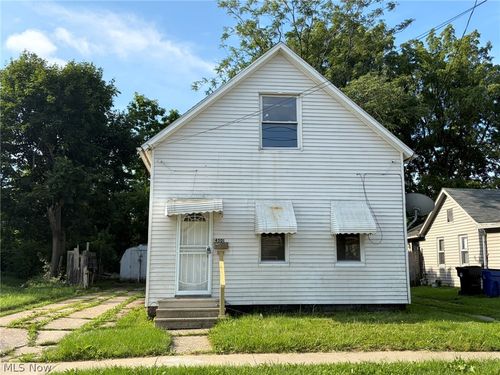 4501 Hyde Ave, Cleveland, OH, 44109-1041 | Card Image