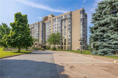 309 - 162 Martindale Rd, Home with 2 bedrooms, 2 bathrooms and 1 parking in Saint Catharines ON | Image 2