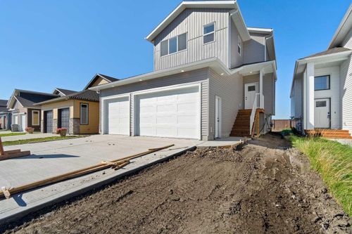 11418 107 Ave, Grande Prairie, AB, T8V6T2 | Card Image