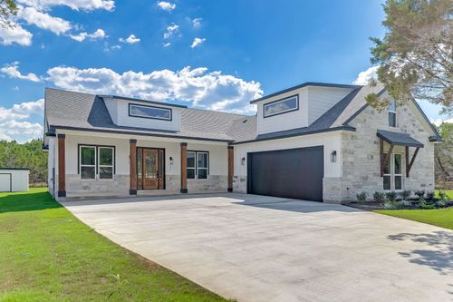 179 Rosebud Ranch Rd, Bertram, TX, 78605-2042 | Card Image