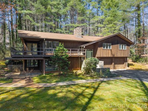 205 Deerpath Ln, Hendersonville, NC, 28739-7901 | Card Image