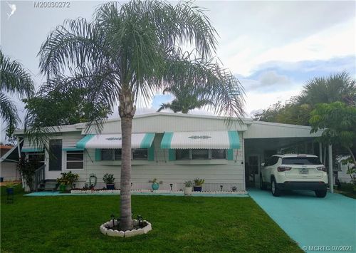 17 Madrid Ln, Port St Lucie, FL, 34952-8515 | Card Image