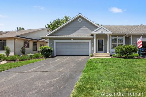 81-1071 Kensington St, Walker, MI, 49534-2180 | Card Image