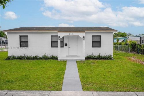 813 Nw 6th Ave, Florida City, FL, 33034-2003 | Card Image