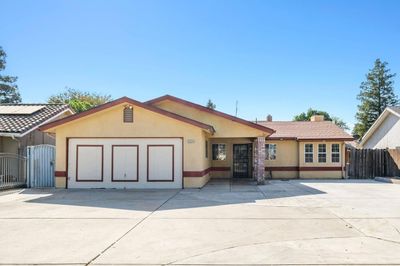 5173 W Palo Alto Avenue, House other with 3 bedrooms, 0 bathrooms and null parking in Fresno CA | Image 1