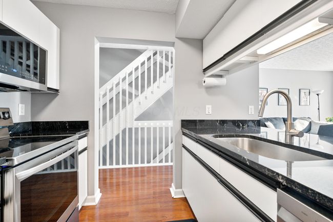 88B - 1814 Bennigan Dr, Condo with 2 bedrooms, 2 bathrooms and null parking in Hilliard OH | Image 16