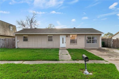 5008 Middlebury St, Marrero, LA, 70072-5528 | Card Image