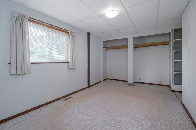 3381 208 St, House other with 3 bedrooms, 2 bathrooms and 9 parking in Langley BC | Image 11