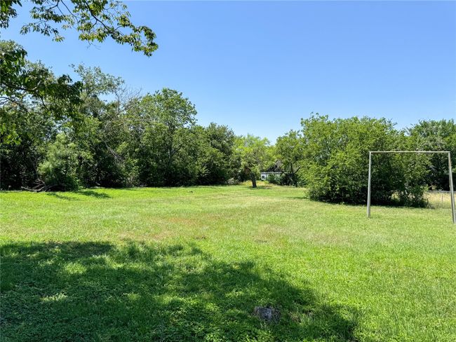 904 W 12 Th St, House other with 3 bedrooms, 2 bathrooms and null parking in Cisco TX | Image 22
