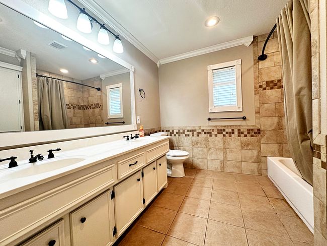5712 70 Th Pl, House other with 3 bedrooms, 2 bathrooms and null parking in Lubbock TX | Image 31