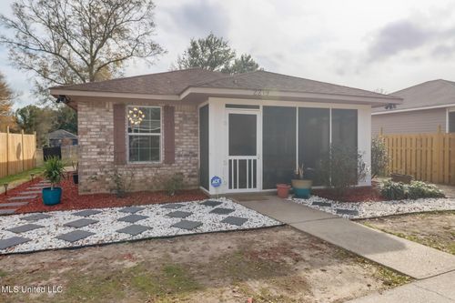 2219 33rd St, Gulfport, MS, 39501-6534 | Card Image