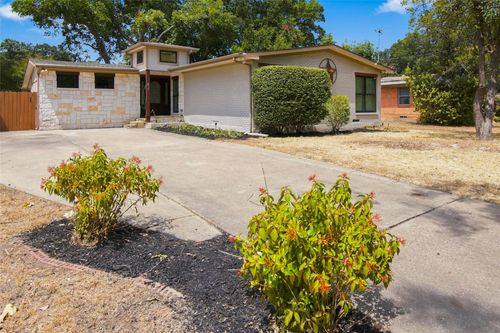 815 National Dr, Irving, TX, 75060-4621 | Card Image