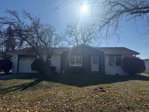 713 North St, Syracuse, IN, 46567-1422 | Card Image