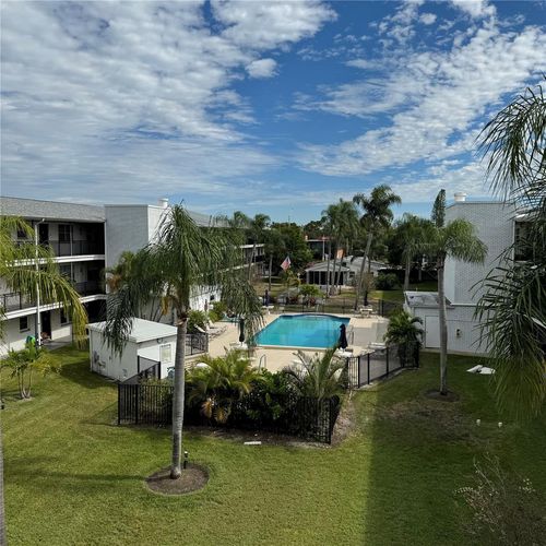 218-4050 4th St N, ST PETERSBURG, FL, 33703-5701 | Card Image