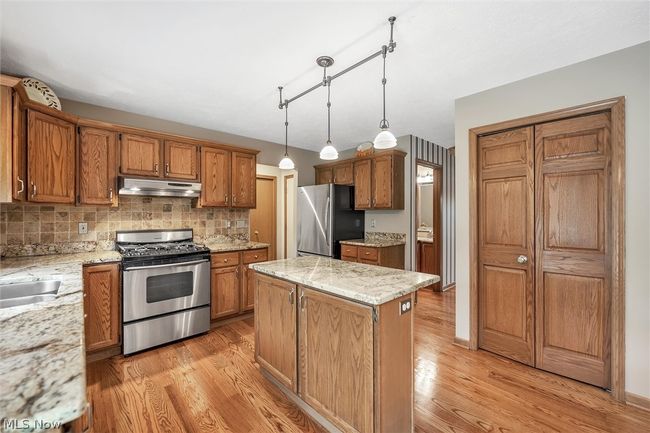 14873 Merlin Oval, House other with 4 bedrooms, 4 bathrooms and null parking in North Royalton OH | Image 15