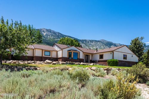 1004 Lakeside Dr, Gardnerville, NV, 89460-9728 | Card Image