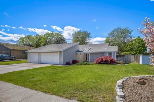 2335 Snohomish Ave, Richland, WA, 99354 | Card Image
