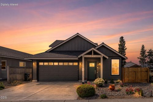 16429 Betty Ct, La Pine, OR, 97739-7535 | Card Image
