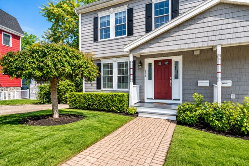 a-121 Nonantum St, Boston, MA, 02135-2471 | Card Image