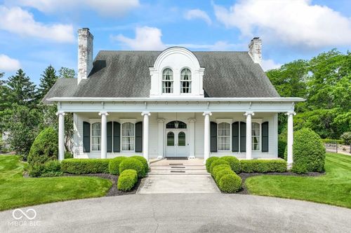 7182 Hunt Club Dr, Zionsville, IN, 46077-9357 | Card Image
