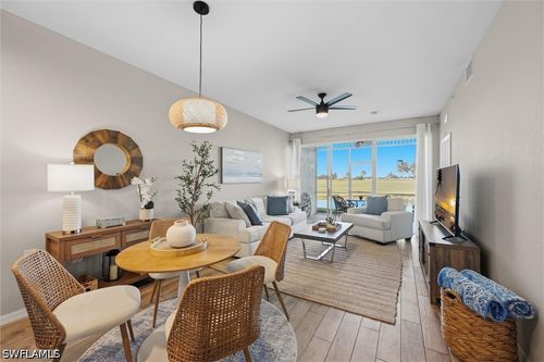 1112-7915 Mahogany Run Ln, NAPLES, FL, 34113-1744 | Card Image