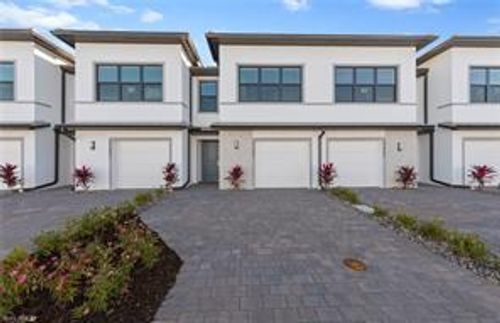 27899 Radiant Ct, BONITA SPRINGS, FL, 34135-3568 | Card Image