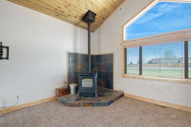 282 Northglen Dr, House other with 3 bedrooms, 2 bathrooms and null parking in Spring Creek NV | Image 5