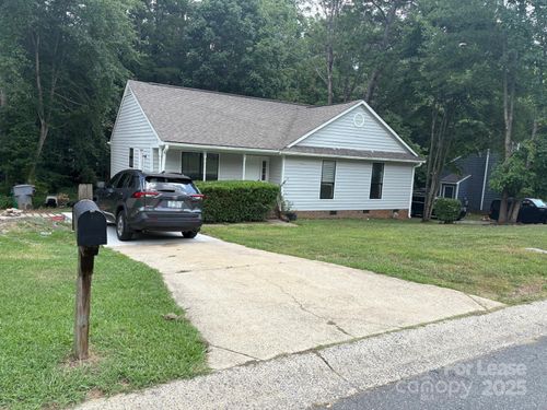 2003 Mary Ann Dr, Charlotte, NC, 28214-2888 | Card Image