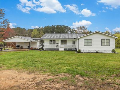 1871 Weems Road E, House other with 4 bedrooms, 2 bathrooms and 2 parking in Locust Grove GA | Image 3