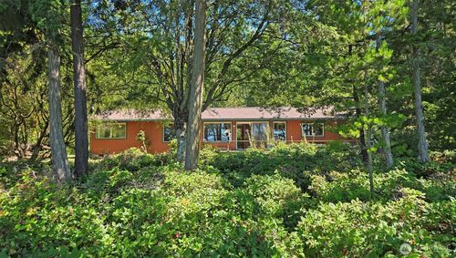 1131 Lopez Rd, Lopez Island, WA, 98261-8304 | Card Image