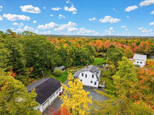 35 Riverside Lane, Enfield, NS, B2T1C8 | Card Image