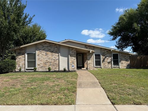 4513 Freeport Dr, Garland, TX, 75043-4106 | Card Image