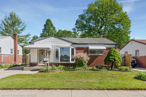 917 E Farnum Ave, Madison Heights, MI, 48071-3426 | Card Image