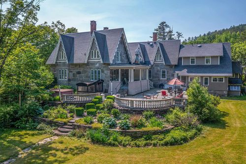 1589 Main St, Cavendish, VT, 05142-4601 | Card Image