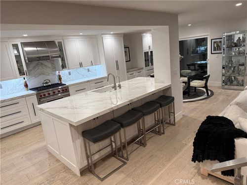 526 Vista Grande, Newport Beach, CA, 92660-4044 | Card Image