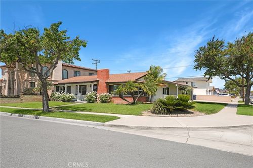 9433 Geranium Cir, Fountain Valley, CA, 92708-1920 | Card Image