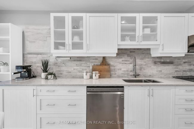 172 Denise Cir, House attached with 4 bedrooms, 4 bathrooms and 2 parking in Newmarket ON | Image 15