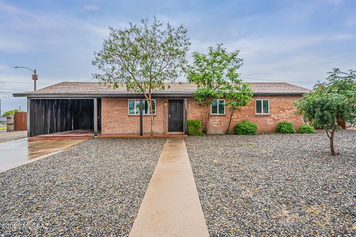 2203 N Flores Drive, Tucson, AZ, 85705 | Card Image