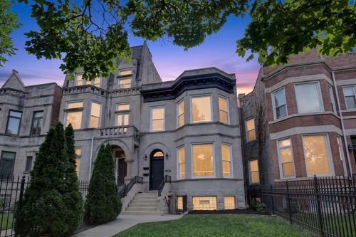 6348 S Greenwood Ave, Chicago, IL, 60637-5688 | Card Image