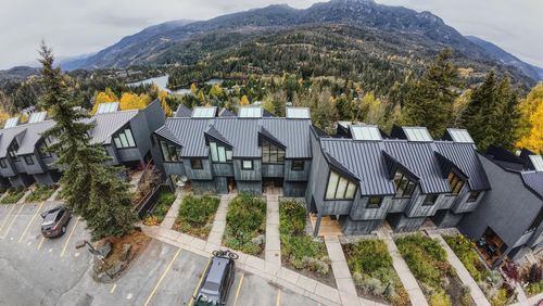 7-2221 Gondola Way, Whistler, BC, V8E0M8 | Card Image