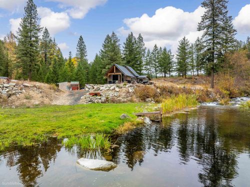 8 Camden Rd, Elk, WA, 99009-9521 | Card Image