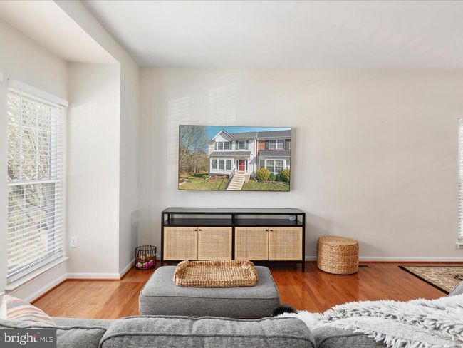 20270 Glenrobin Ter, Townhouse with 4 bedrooms, 4 bathrooms and null parking in ASHBURN VA | Image 4