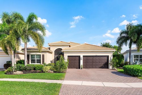 9632 Dovetree Isle Dr, Boynton Beach, FL, 33473-4910 | Card Image