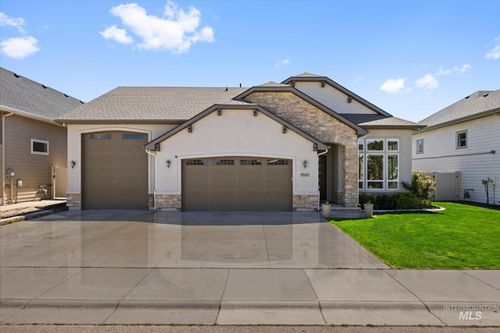 9555 W Ringle Creek St, Star, ID, 83669-6052 | Card Image