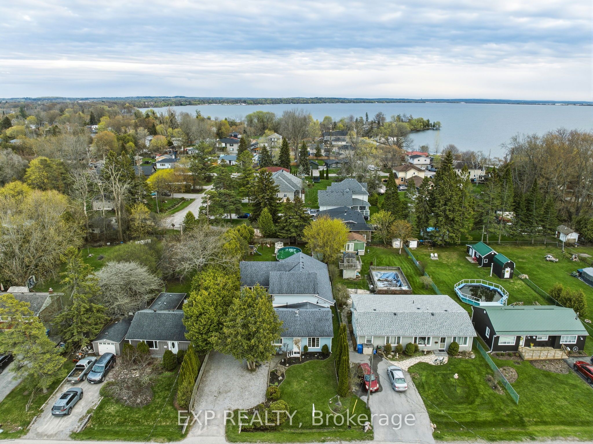 Residential in Georgina 3