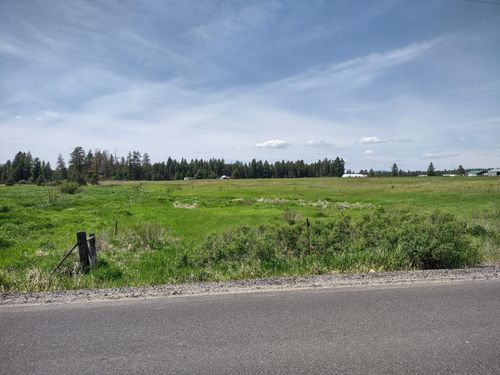 xx N Elk Chattaroy Rd, Elk, WA, 99009 | Card Image